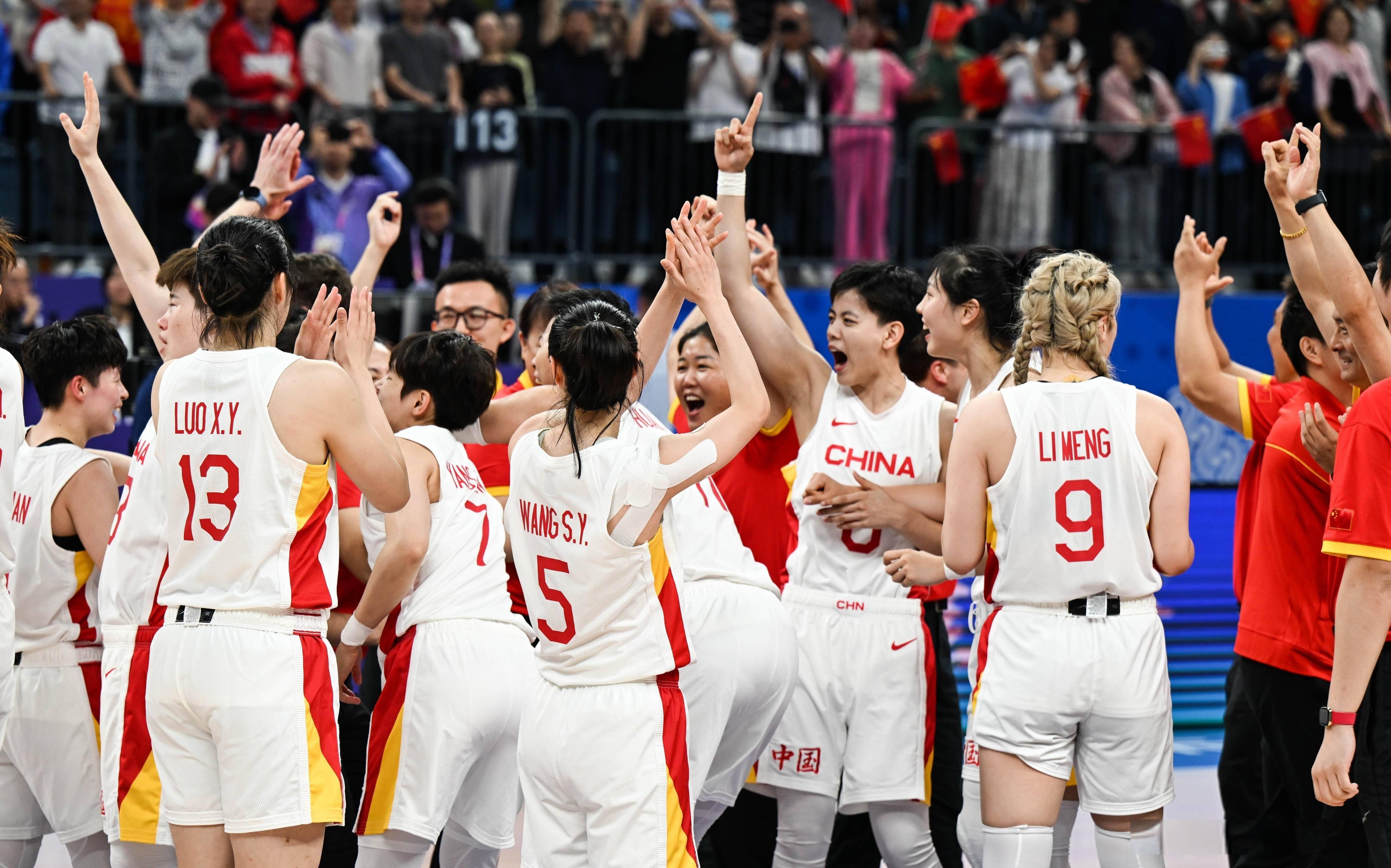 法国女篮实力压制塞尔维亚，获得国际篮球比赛胜利