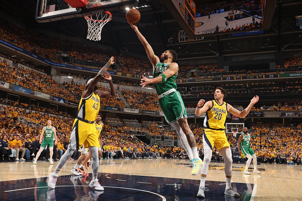 塔图姆复出首战，绝杀战胜状态火爆，逆转取胜成为焦点！